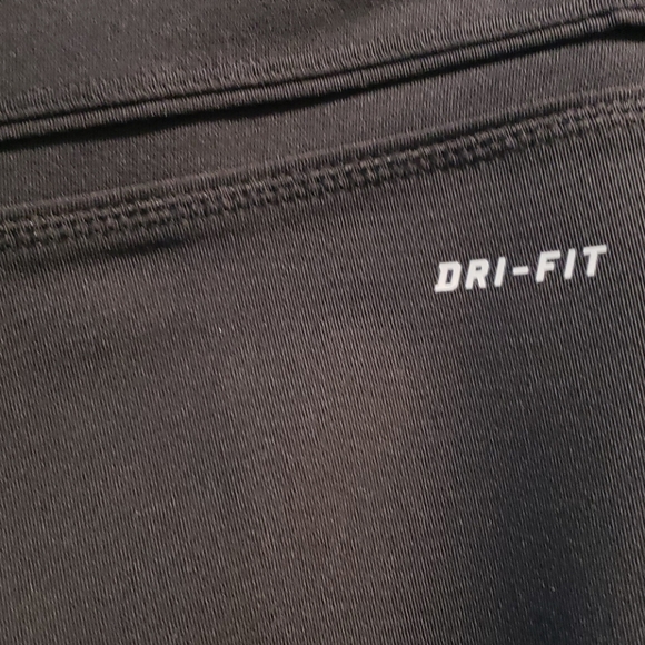 Nike Wide Leg Crop - Picture 5 of 8